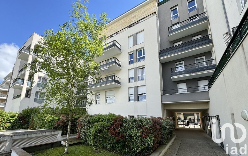 Achat appartement à vendre 3 pièces 65 m² - Trappes