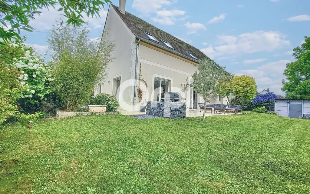 Achat maison à vendre 5 chambres 282 m² - Verberie