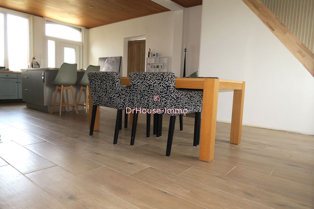 Achat maison à vendre 5 chambres 197 m² - Sailly-sur-la-Lys