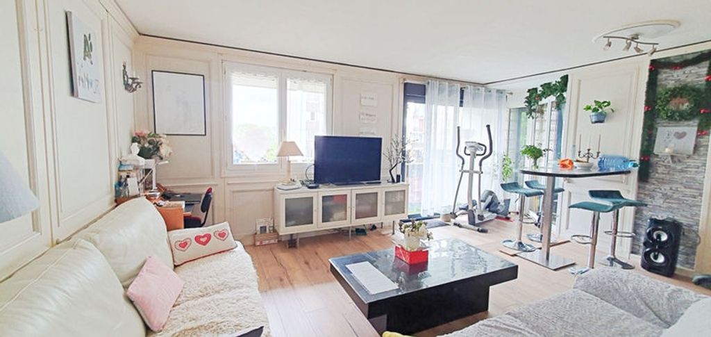 Achat appartement à vendre 3 pièces 73 m² - Romainville