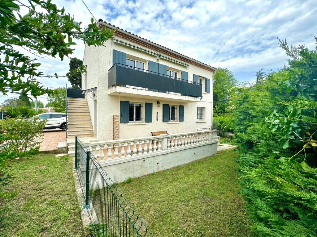 Achat maison à vendre 4 chambres 146 m² - Salon-de-Provence