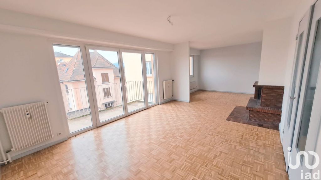 Achat appartement à vendre 5 pièces 103 m² - Wintzenheim