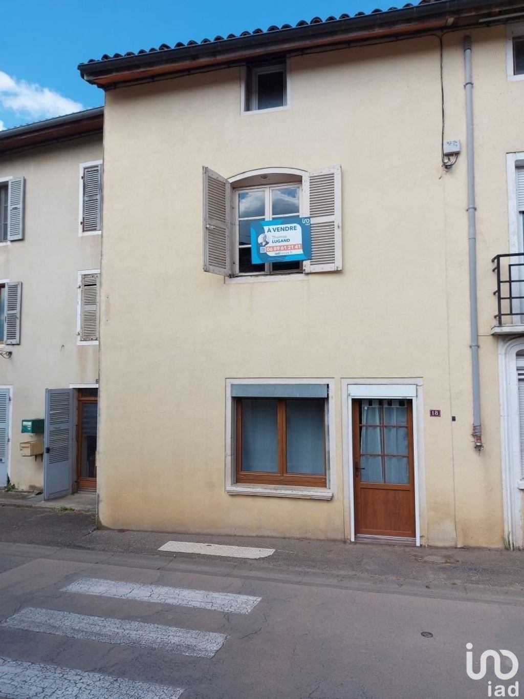 Achat maison à vendre 3 chambres 157 m² - Gigny