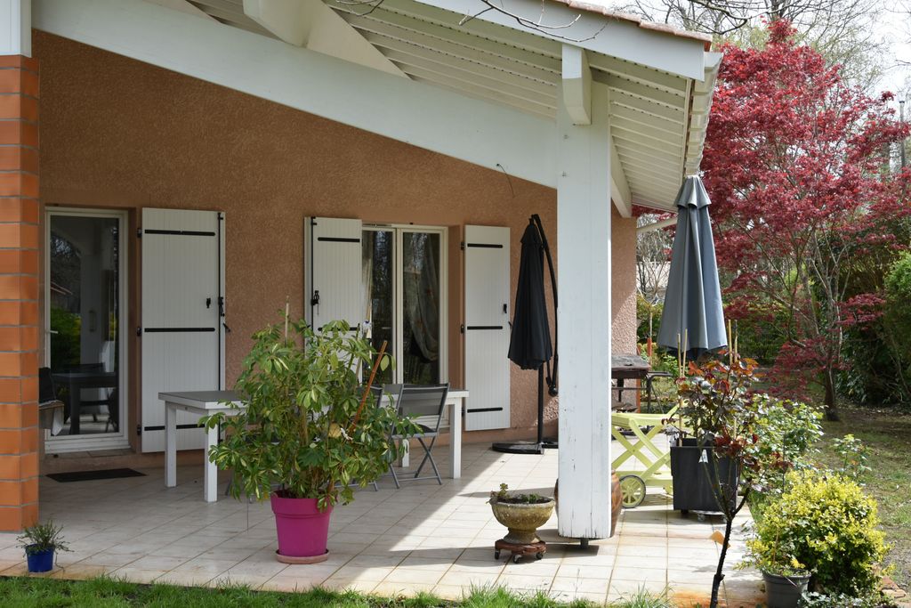 Achat maison à vendre 4 chambres 156 m² - Lacanau