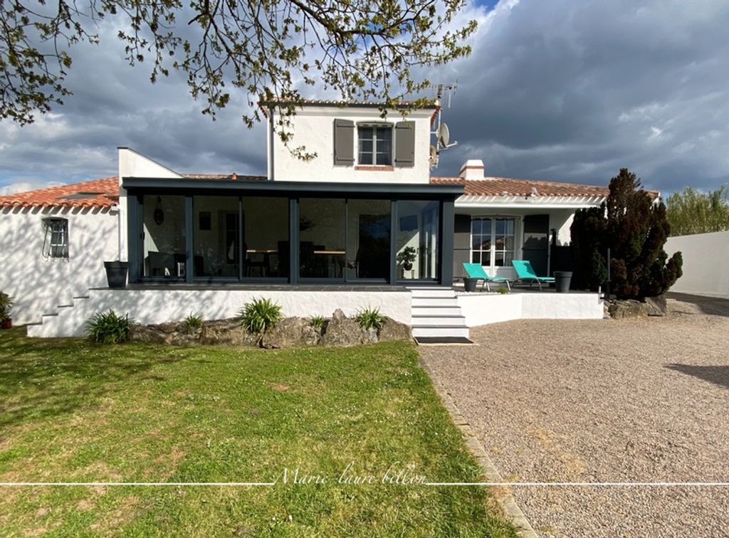 Achat maison à vendre 3 chambres 165 m² - Brem-sur-Mer