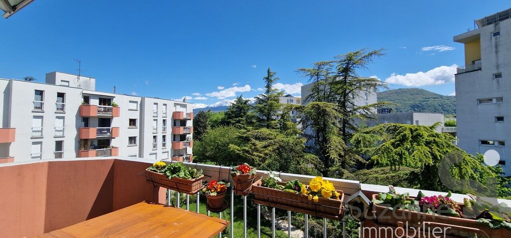 Achat appartement à vendre 4 pièces 80 m² - Grenoble