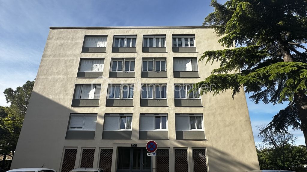 Achat appartement à vendre 5 pièces 72 m² - Pierrelatte