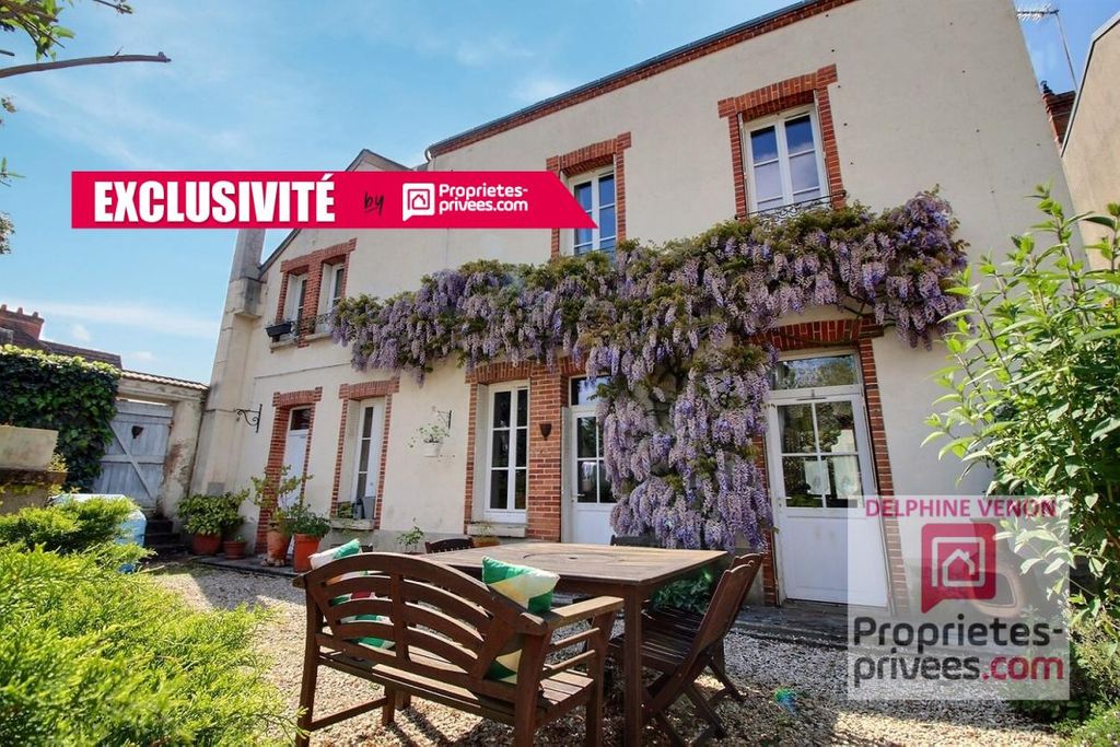 Achat maison à vendre 5 chambres 190 m² - Châteauneuf-sur-Loire