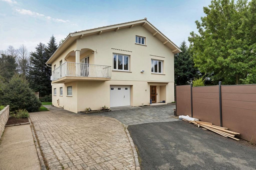 Achat maison à vendre 5 chambres 144 m² - Boën-sur-Lignon
