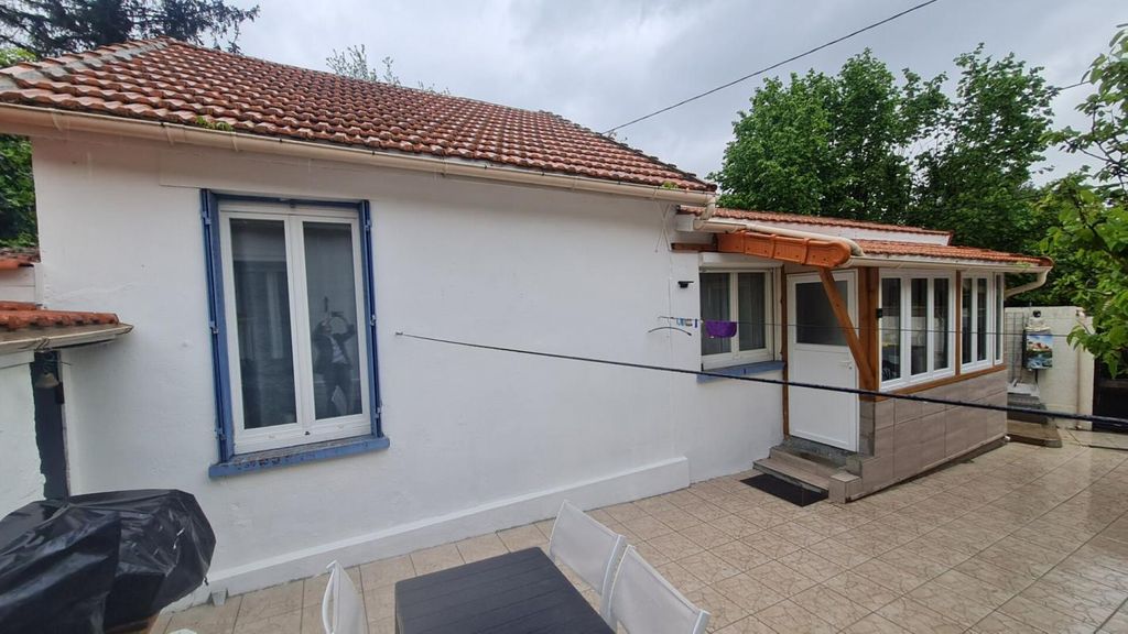 Achat maison à vendre 1 chambre 29 m² - Saint-Ouen-l'Aumône