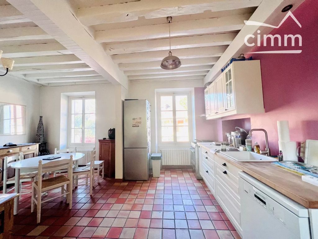 Achat maison à vendre 3 chambres 153 m² - Chantilly