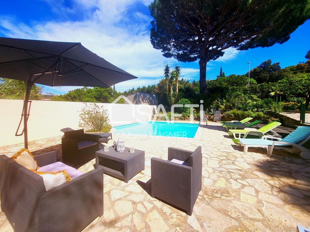 Achat maison à vendre 6 chambres 205 m² - Cavalaire-sur-Mer