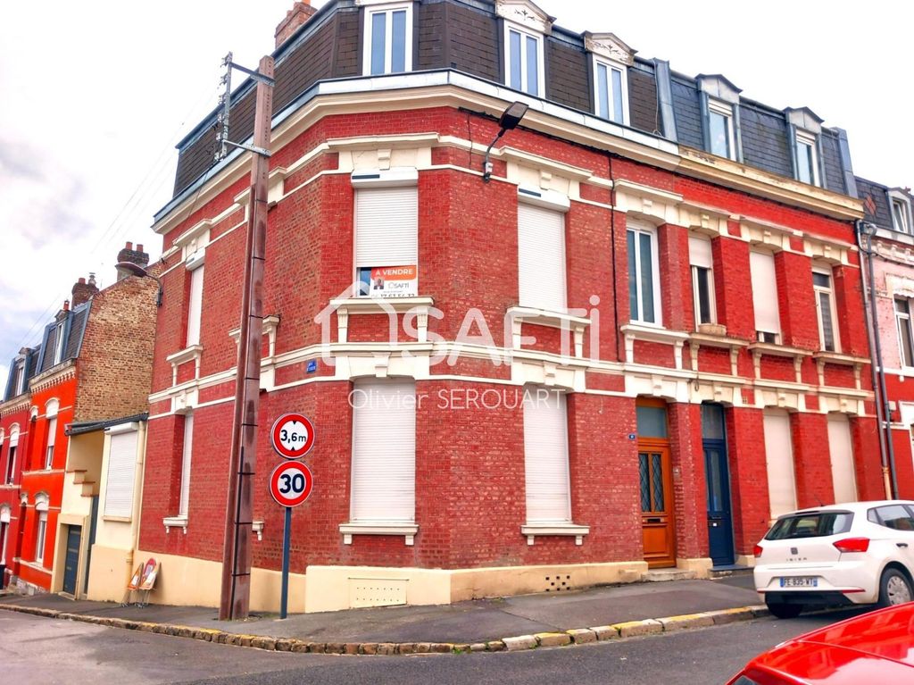 Achat maison à vendre 4 chambres 160 m² - Saint-Quentin