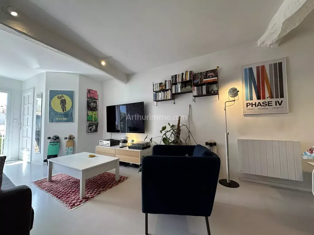 Achat maison à vendre 2 chambres 71 m² - Pourrières
