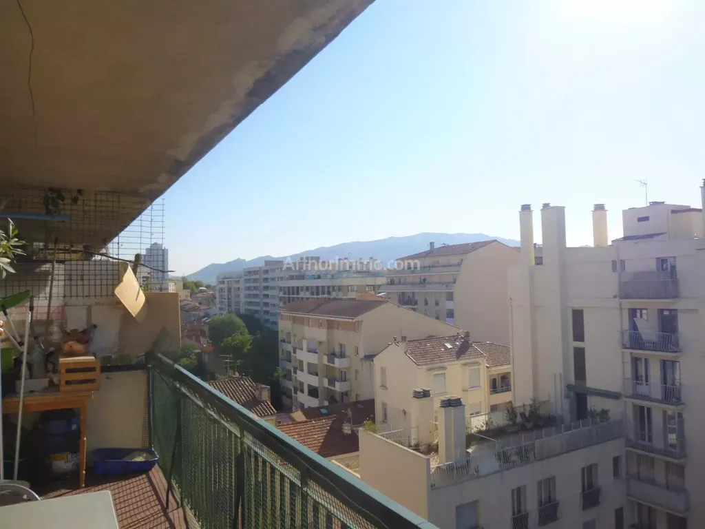 Achat appartement à vendre 4 pièces 71 m² - Marseille 10ème arrondissement
