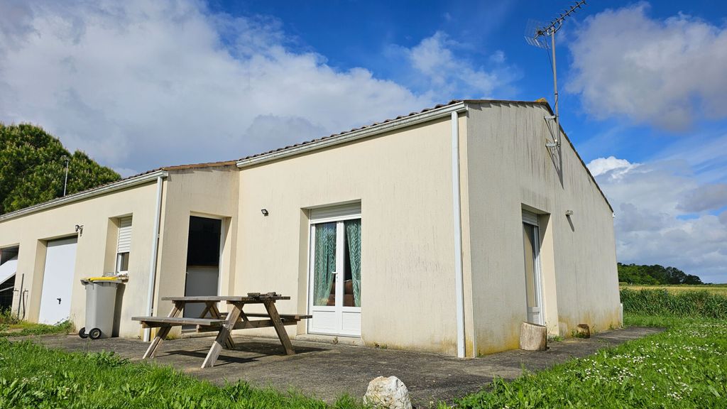 Achat maison à vendre 3 chambres 70 m² - Saint-Nazaire-sur-Charente