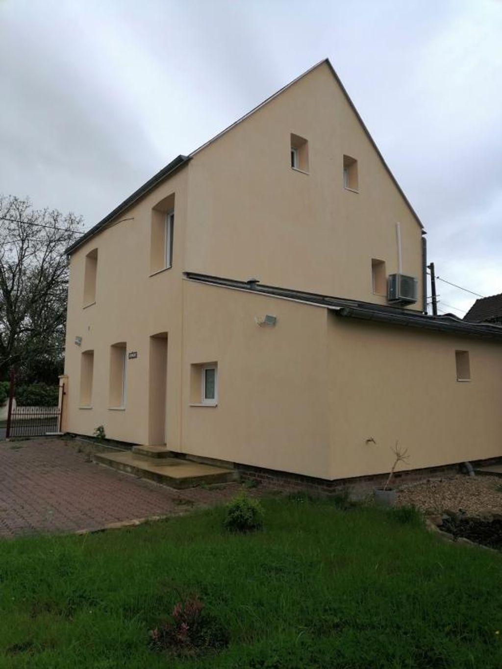 Achat maison à vendre 4 chambres 133 m² - Brancourt-le-Grand