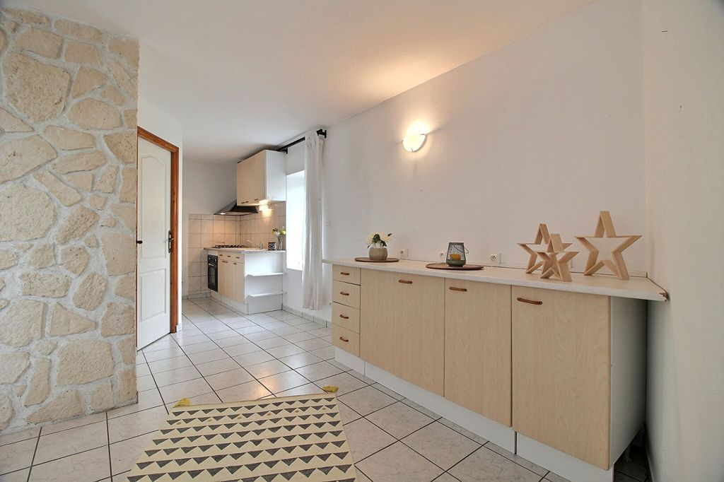 Achat maison à vendre 2 chambres 84 m² - Malintrat