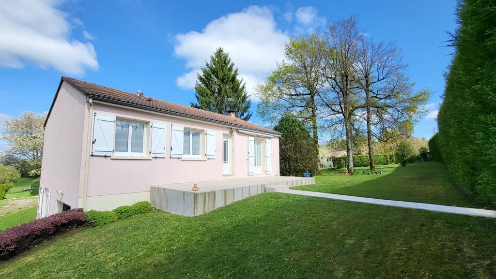 Achat maison à vendre 3 chambres 93 m² - Saint-Maurice-les-Brousses