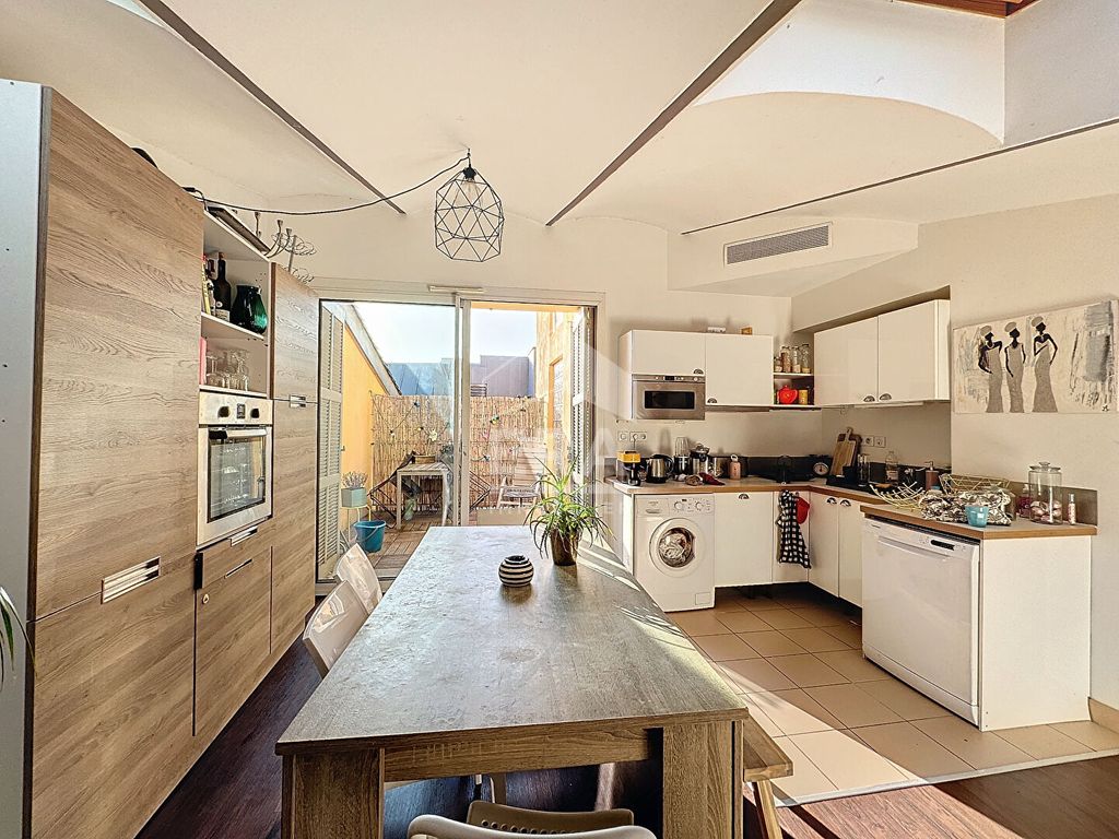 Achat appartement à vendre 3 pièces 80 m² - Marseille 2ème arrondissement