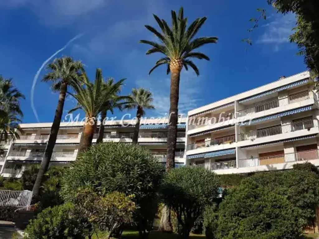 Achat appartement à vendre 4 pièces 121 m² - Cannes