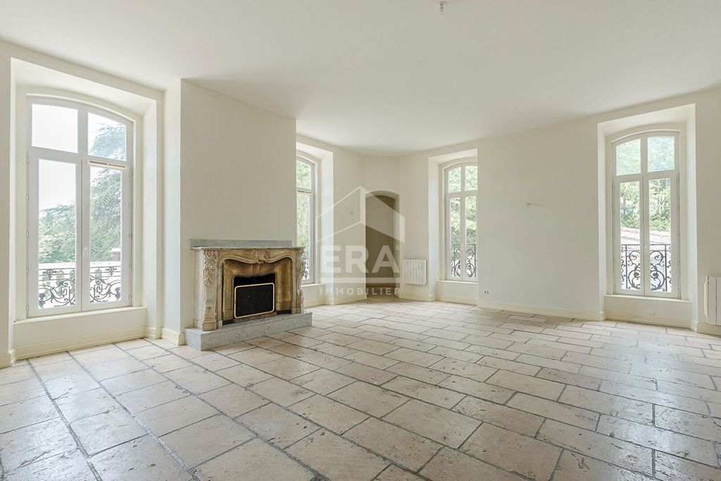 Achat appartement à vendre 6 pièces 182 m² - Lançon-Provence