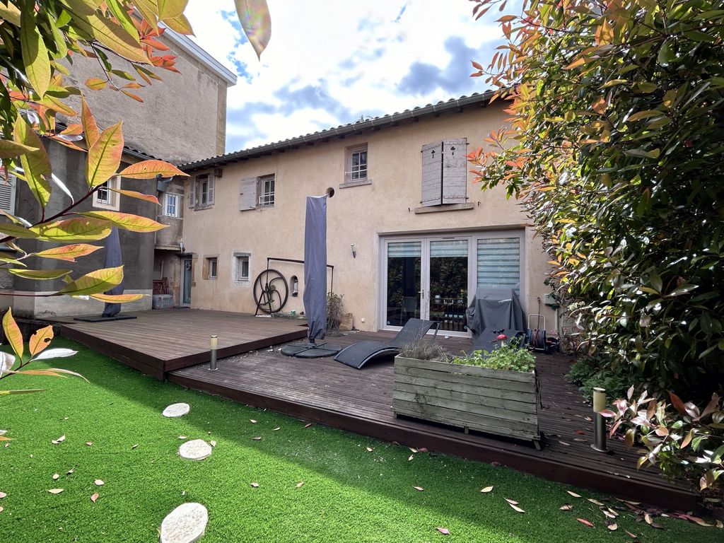 Achat duplex à vendre 6 pièces 172 m² - Villefranche-sur-Saône