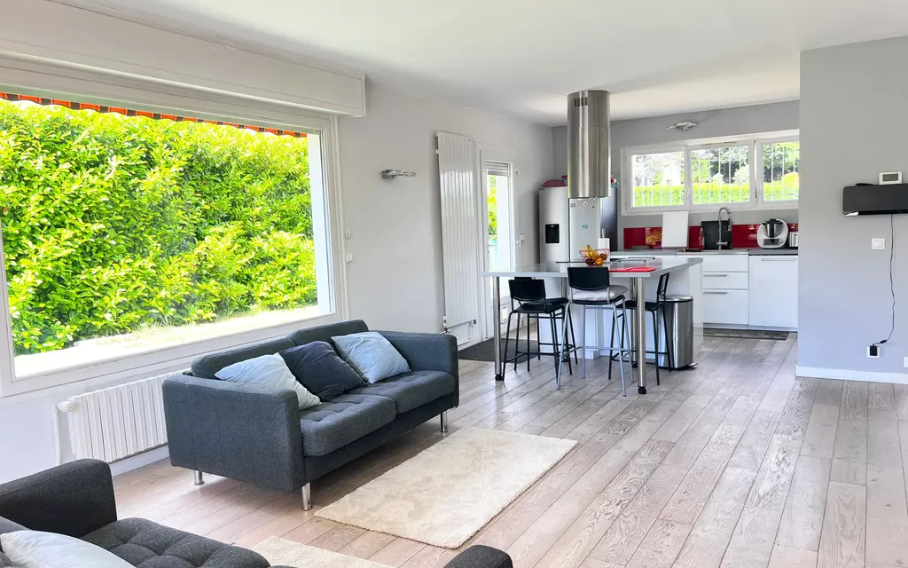 Achat maison à vendre 3 chambres 171 m² - Francheville