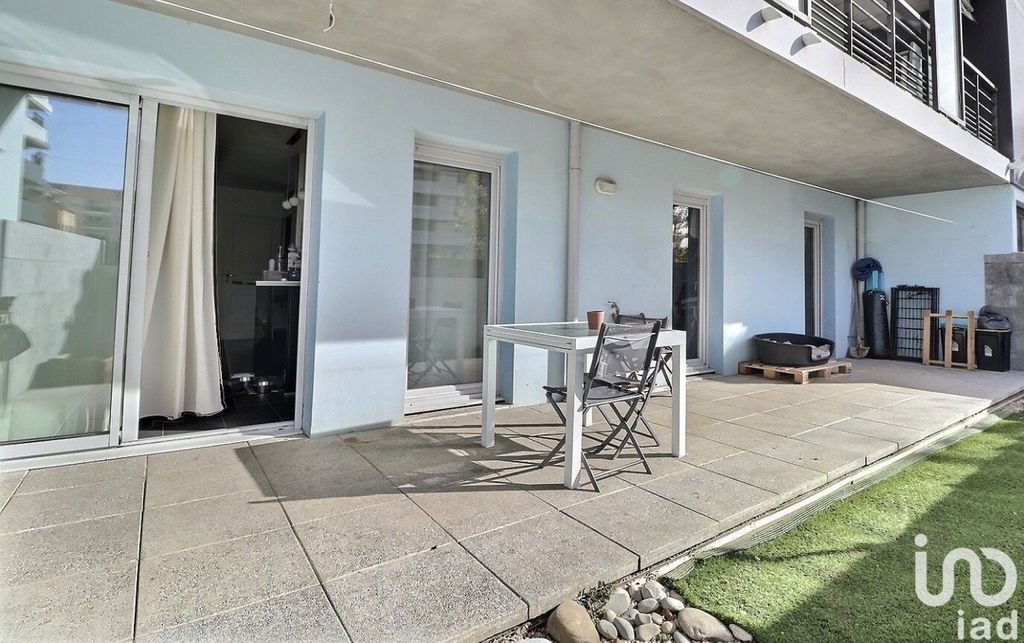 Achat appartement à vendre 3 pièces 62 m² - La Seyne-sur-Mer