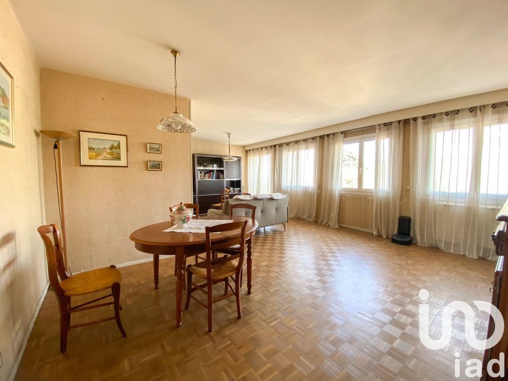 Achat appartement à vendre 3 pièces 97 m² - Salon-de-Provence