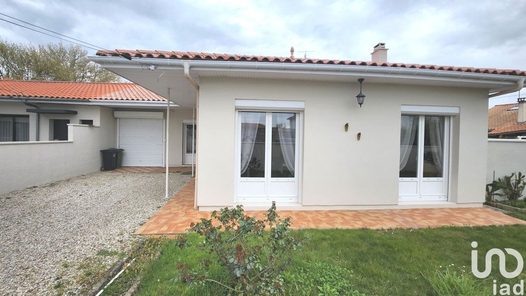 Achat maison à vendre 3 chambres 88 m² - Mérignac