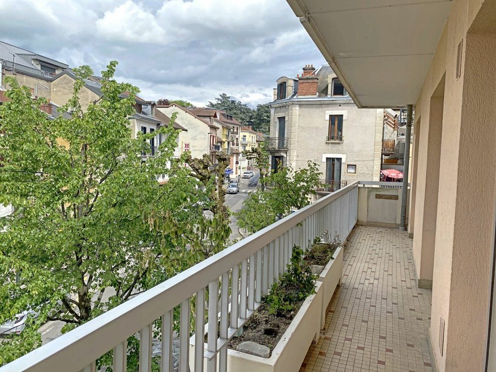 Achat appartement à vendre 2 pièces 57 m² - Aix-les-Bains
