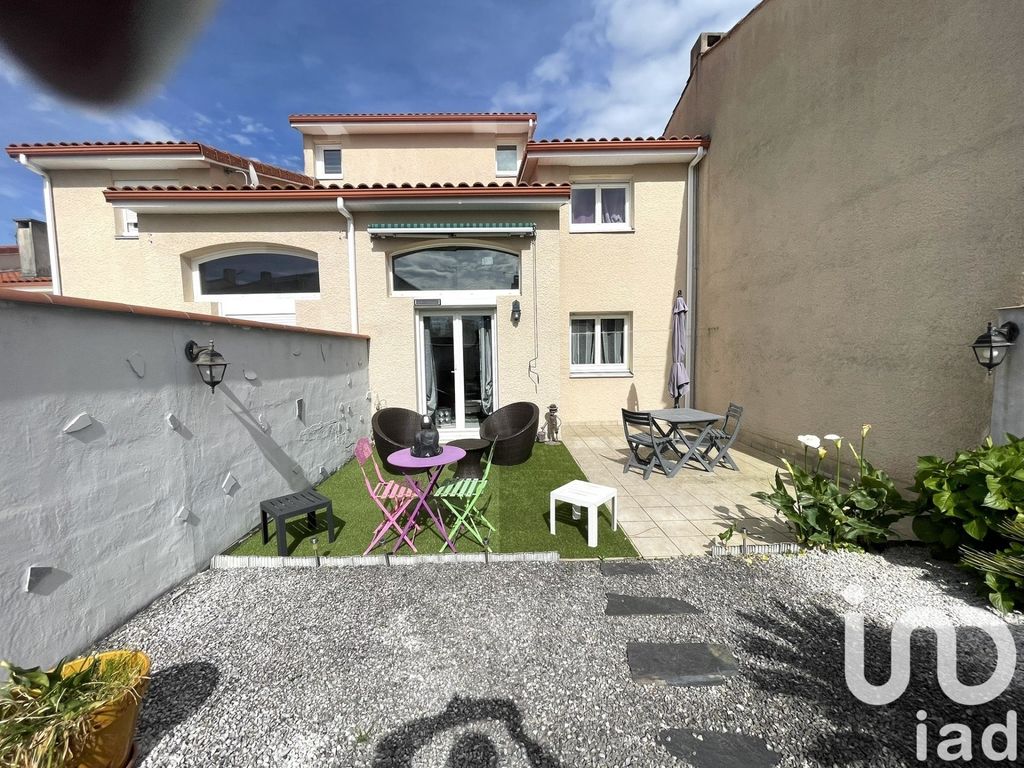 Achat maison à vendre 4 chambres 110 m² - Barbazan-Debat