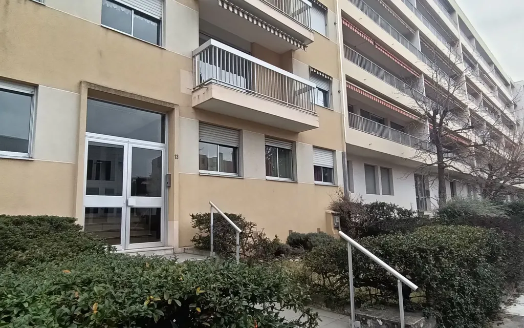 Achat appartement à vendre 4 pièces 78 m² - Lyon 3ème arrondissement