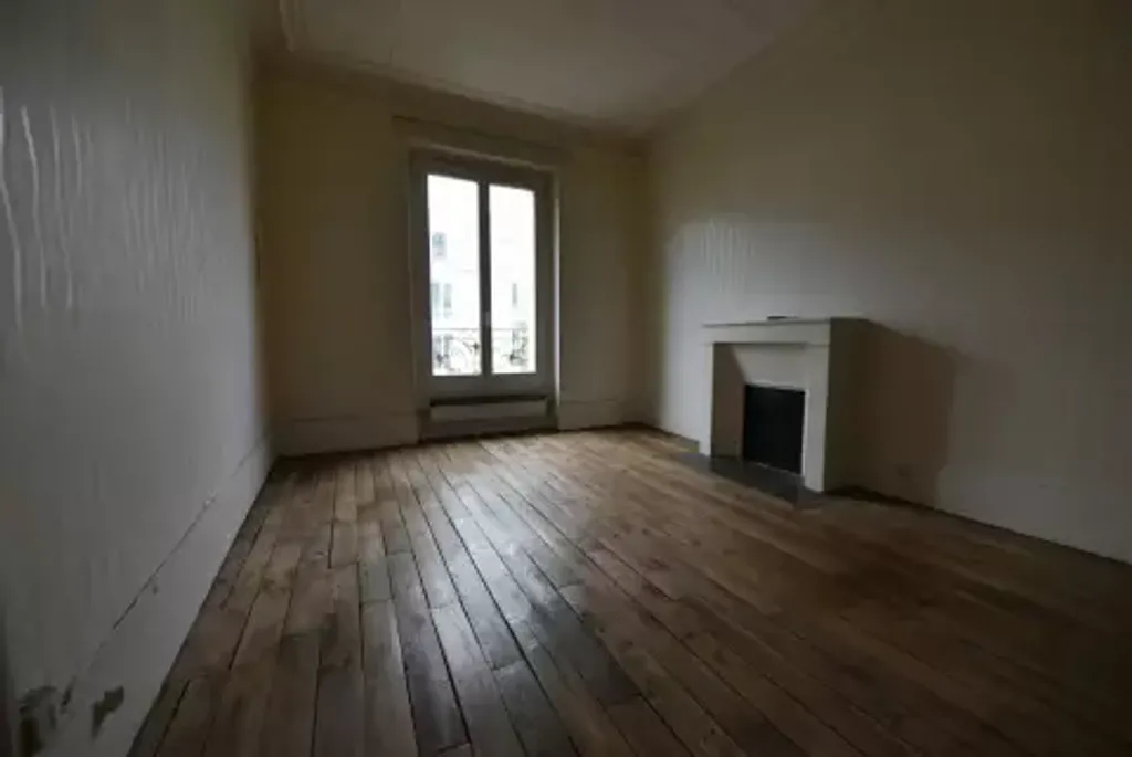 Achat appartement à vendre 2 pièces 30 m² - Paris 10ème arrondissement