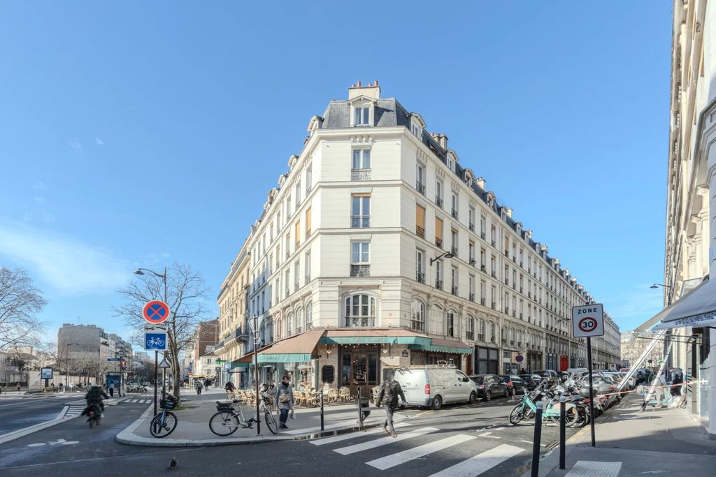 Achat appartement à vendre 3 pièces 92 m² - Paris 11ème arrondissement