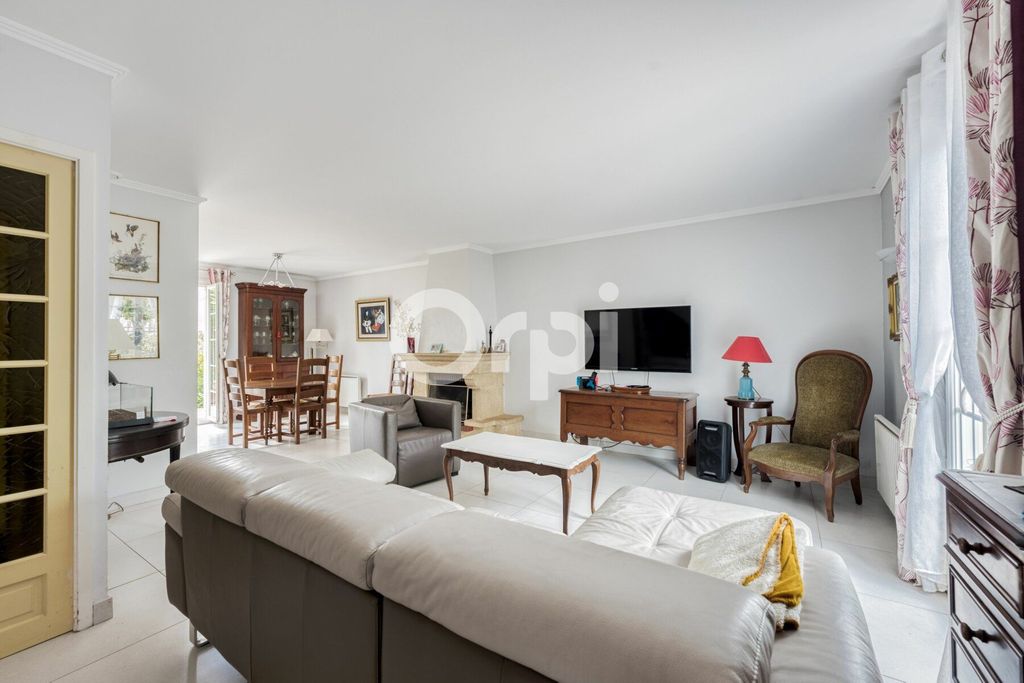 Achat maison à vendre 4 chambres 115 m² - Vaires-sur-Marne