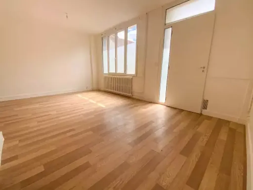 Achat appartement à vendre 2 pièces 43 m² - Le Raincy