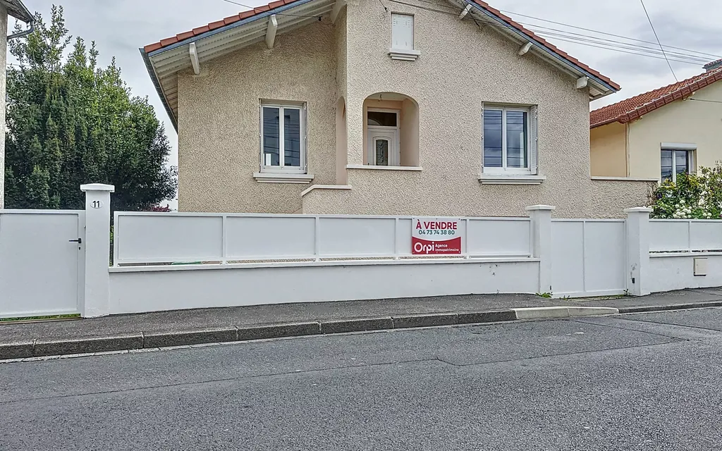 Achat maison à vendre 3 chambres 117 m² - Clermont-Ferrand