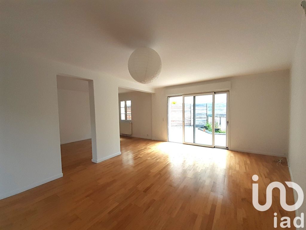 Achat maison à vendre 5 chambres 187 m² - Le Vésinet