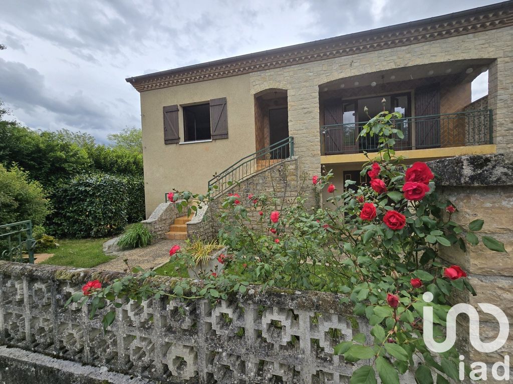 Achat maison à vendre 4 chambres 141 m² - Puy-l'Évêque