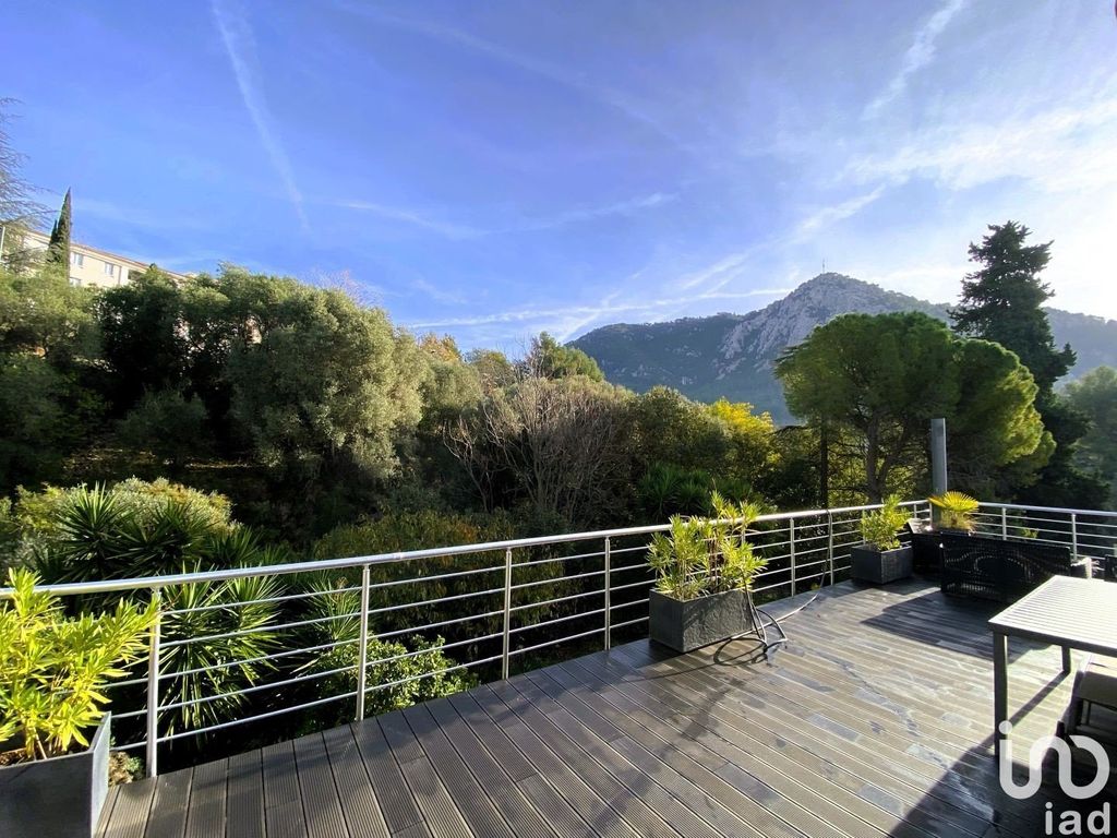 Achat maison à vendre 4 chambres 139 m² - Toulon