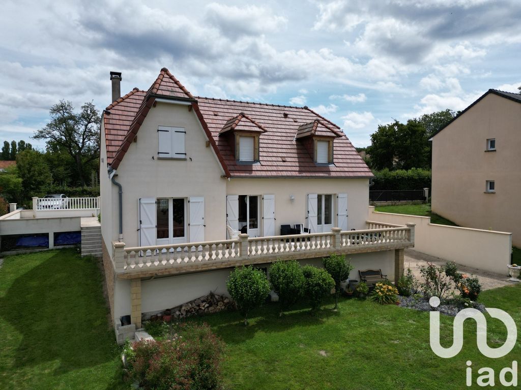Achat maison à vendre 4 chambres 149 m² - Nanteuil-la-Forêt