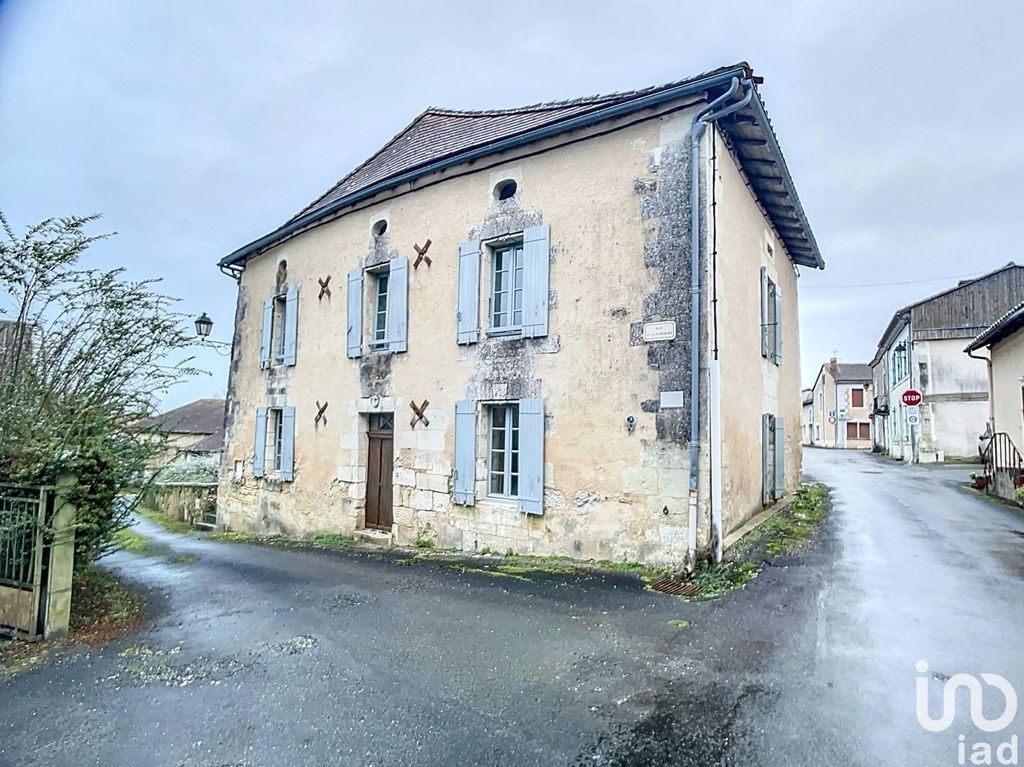 Achat maison à vendre 5 chambres 183 m² - Bourg-du-Bost