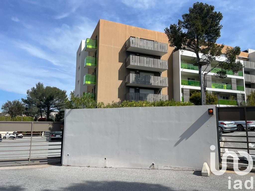 Achat appartement à vendre 4 pièces 78 m² - Saint-Raphaël