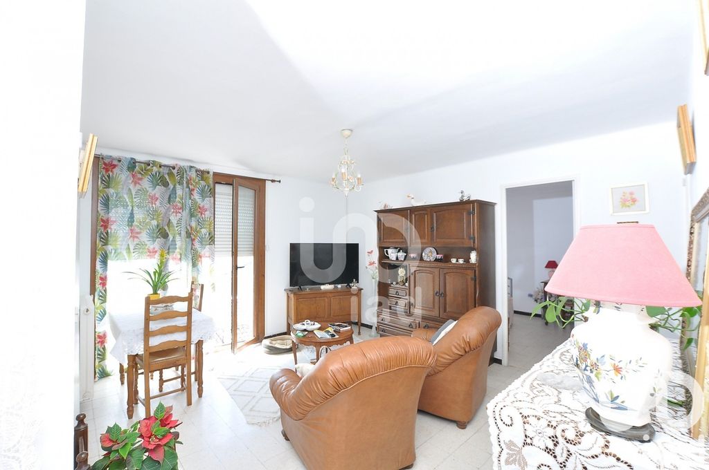 Achat appartement à vendre 3 pièces 54 m² - Nîmes