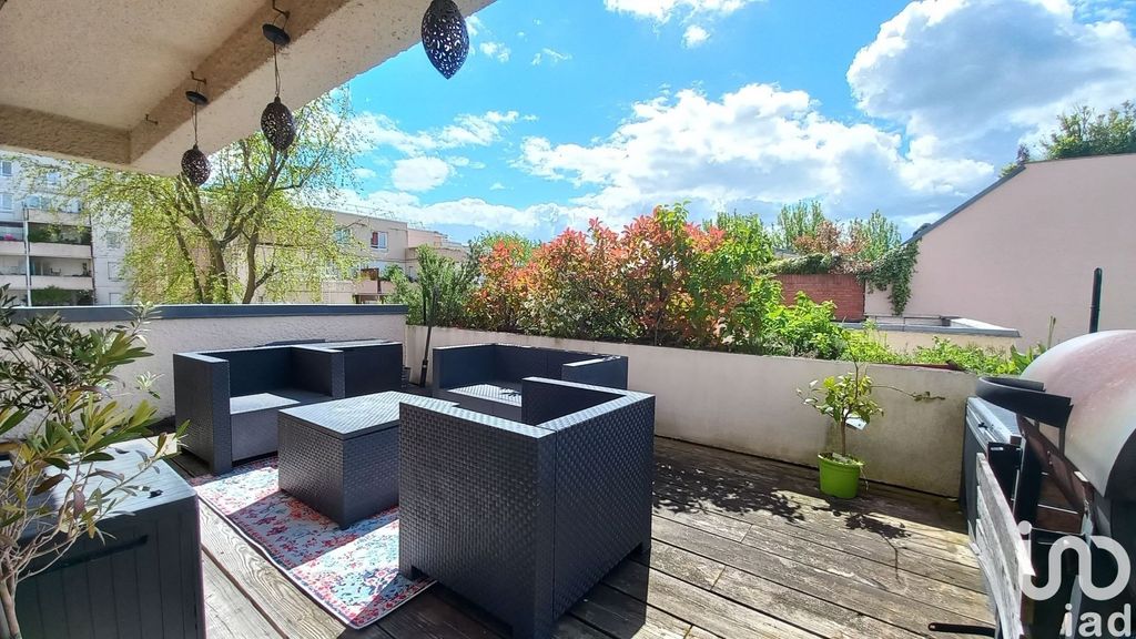 Achat appartement à vendre 3 pièces 80 m² - Champs-sur-Marne