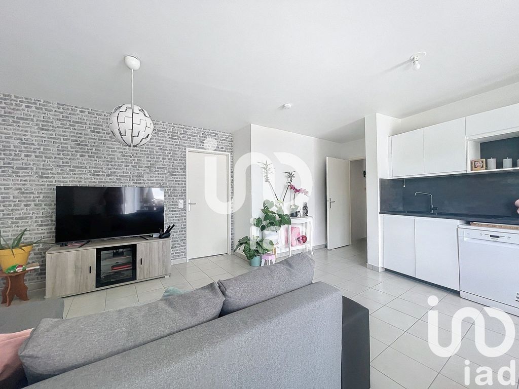 Achat appartement à vendre 4 pièces 90 m² - Saint-Thibault-des-Vignes