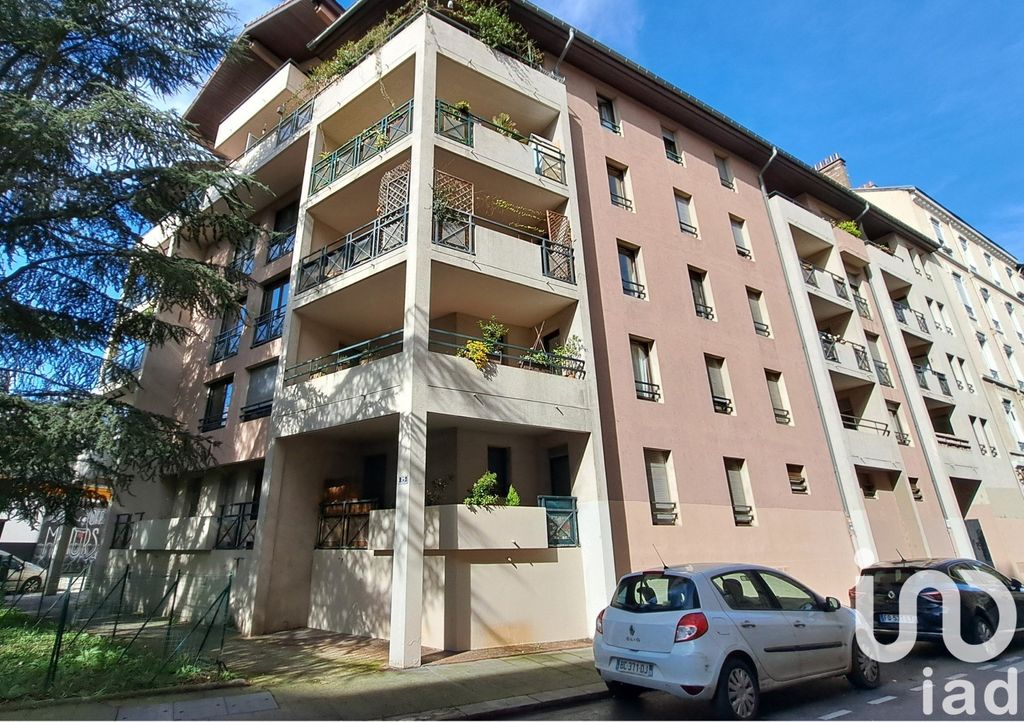 Achat appartement à vendre 2 pièces 45 m² - Grenoble