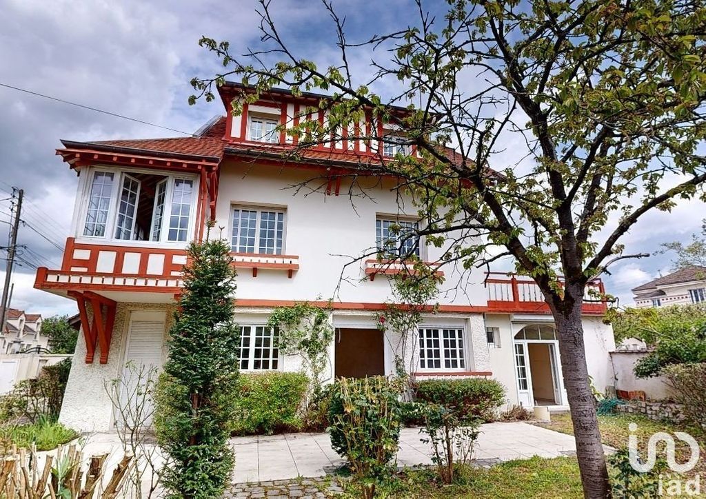 Achat maison à vendre 5 chambres 197 m² - Gournay-sur-Marne